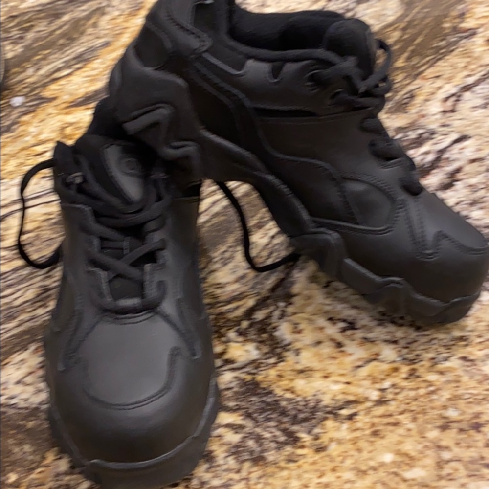Steel Toe Shoes - Picture 2 of 2